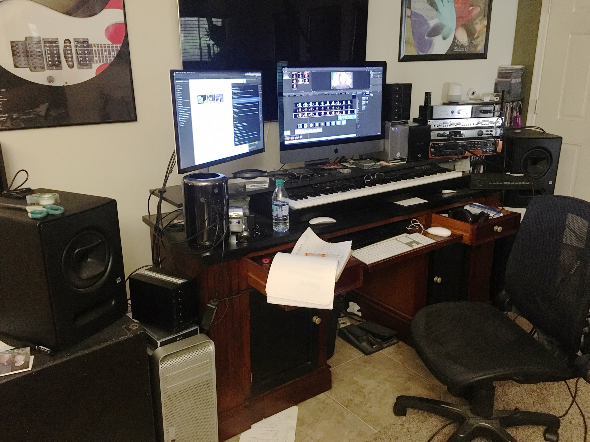 Living room in Aurprise AZ.